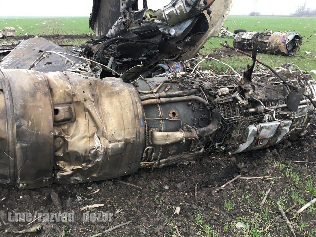 Su-24 wreck 1.jpg