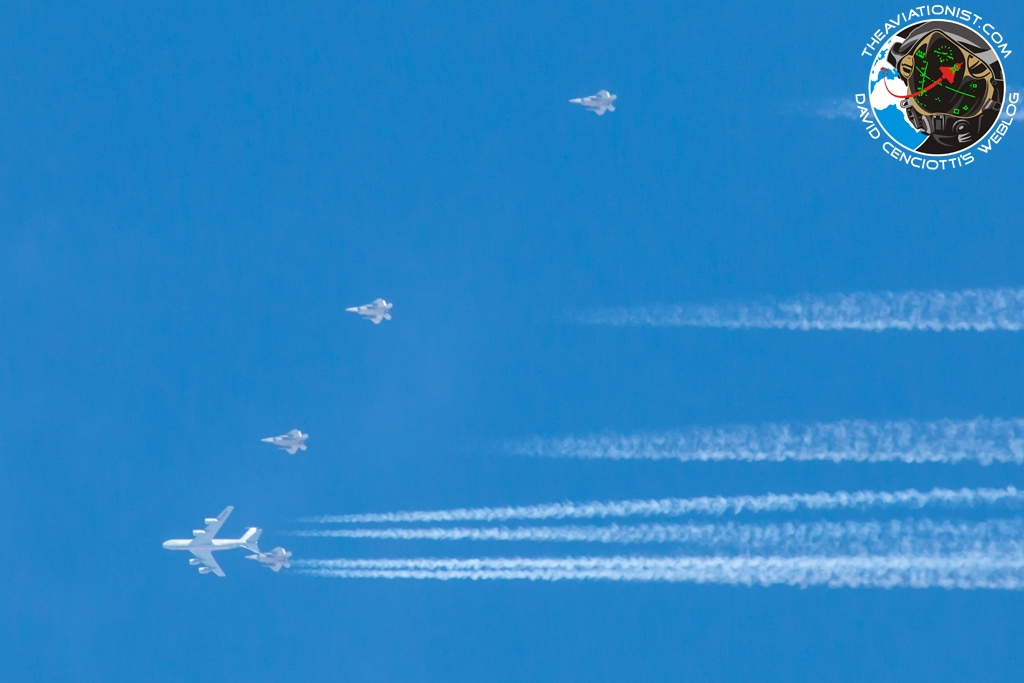 2018 F-22 contrails 2.jpg