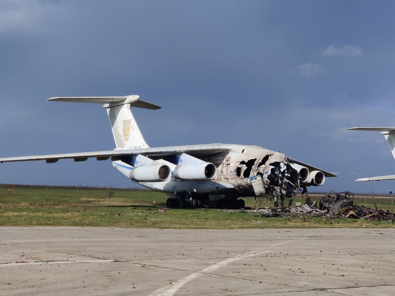 Il-76MD wreck 3.jpg