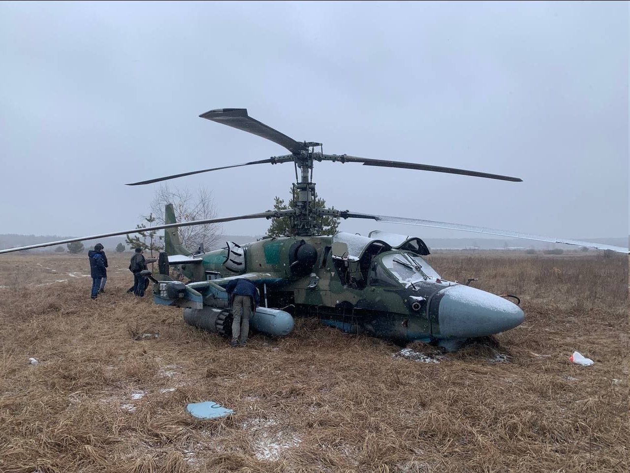 Ka-52 abandoned 1.jpg